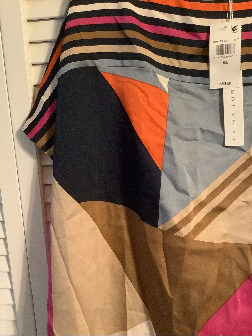 NWT! Trina Turk designer Multicolor Geometric silky Blouse